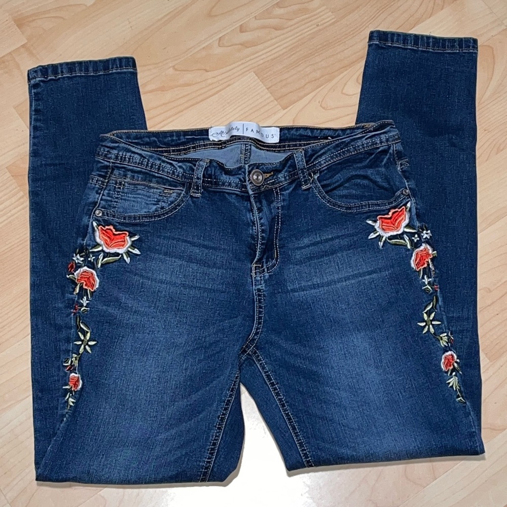 Absolutely Famous Floral Embroidered Skinny Ankle Jeans Size 8